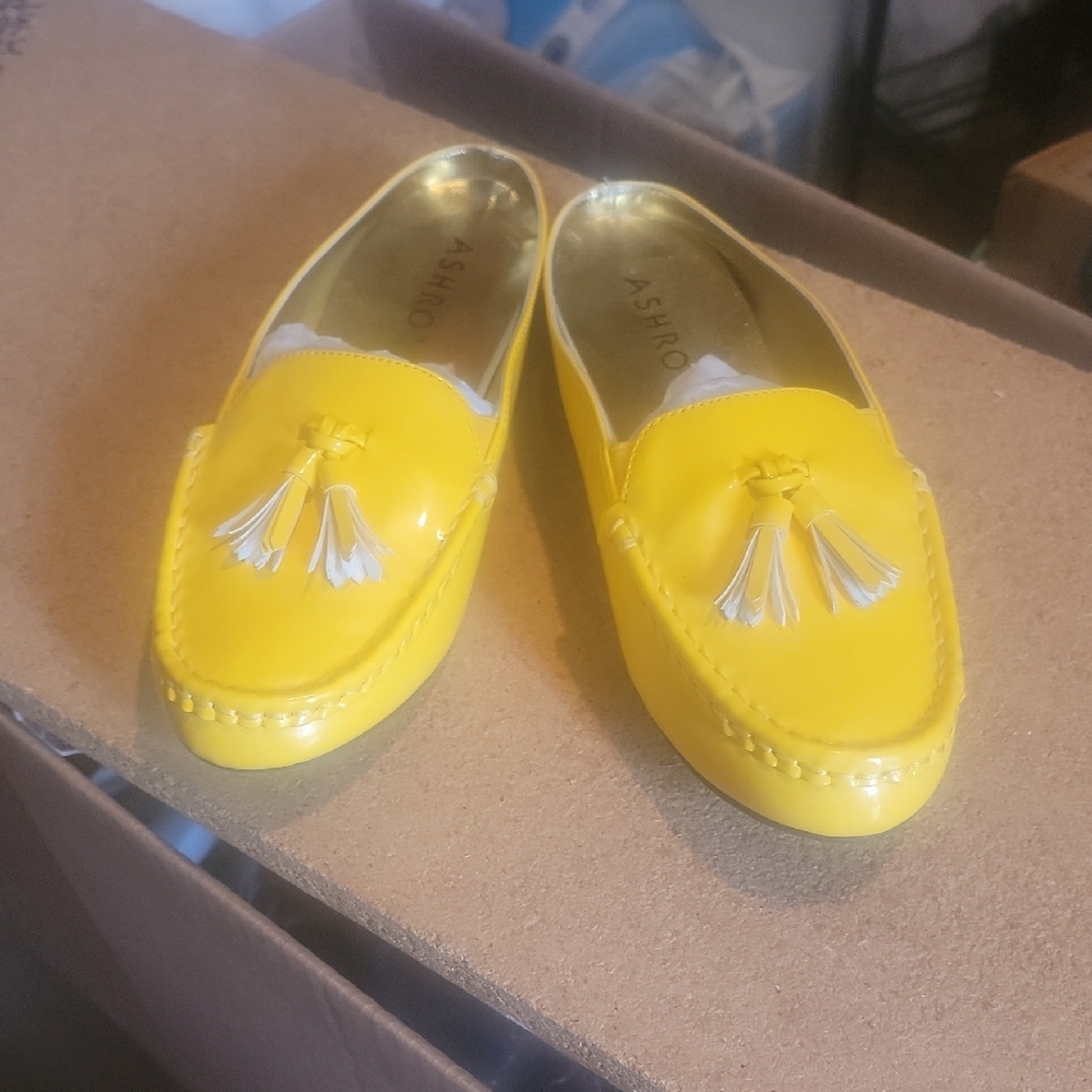 Ashro Yellow Tassel Loafers